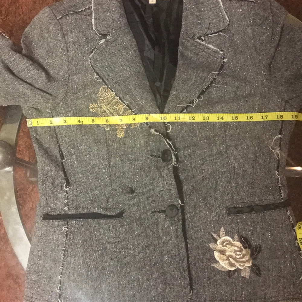 Lucy Collection blazer - Picture 7 of 8